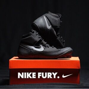 Nike Fury 'Black Dark Grey' AO2416-010 size 14